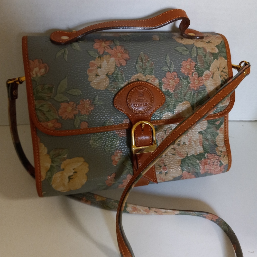 100% Pierre Balmain bag